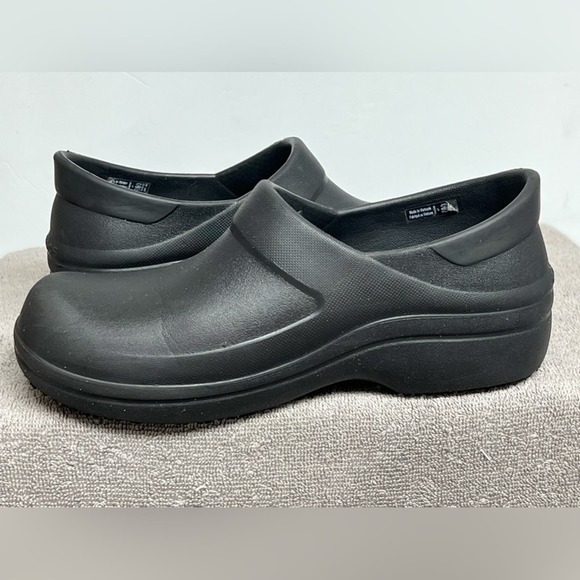 Crocs Women’s Slip Resistant Shoes - Neria Pro II Clogs, Nurse / Work EUC SIZE 7 - Picture 4 of 8